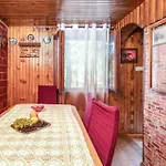 Дом отдыха Lovely In With Wifi Ledenice