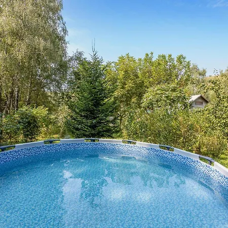 Casa vacanze Lovely In With Wifi